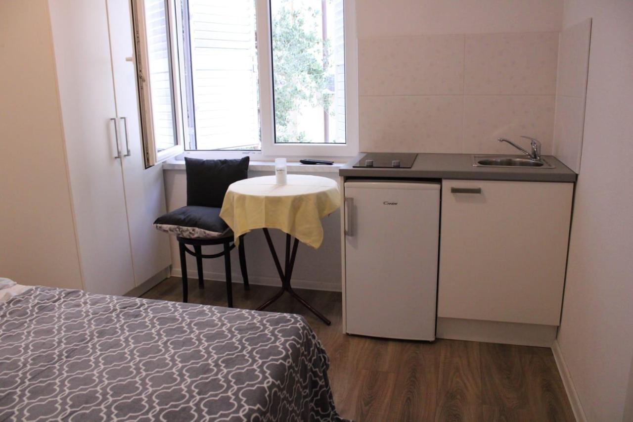Superior Apt, 4 Rooms, 4 Bathrooms Promajna Exterior photo