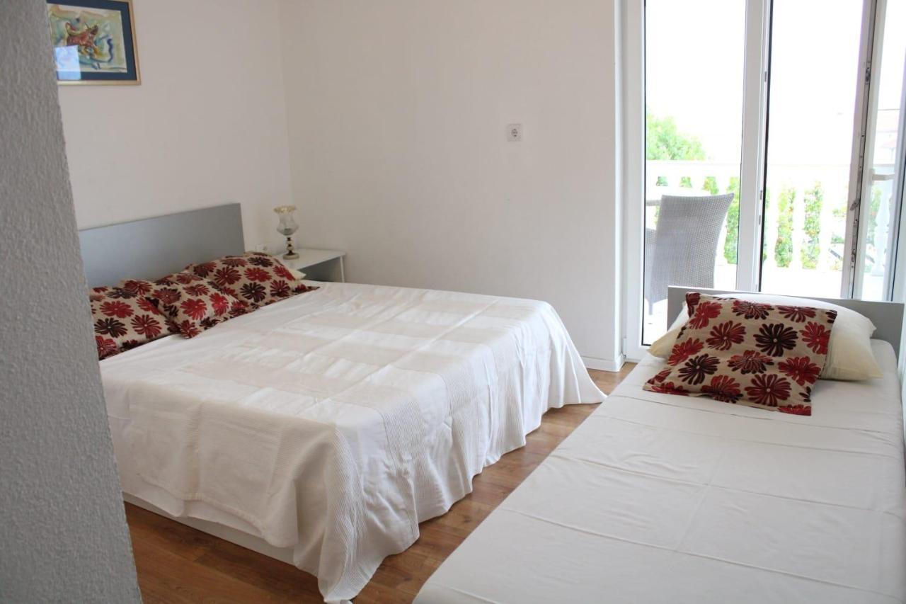 Superior Apt, 4 Rooms, 4 Bathrooms Promajna Exterior photo