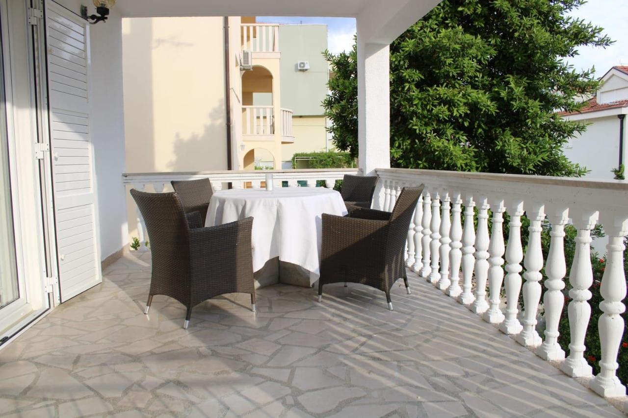 Superior Apt, 4 Rooms, 4 Bathrooms Promajna Exterior photo